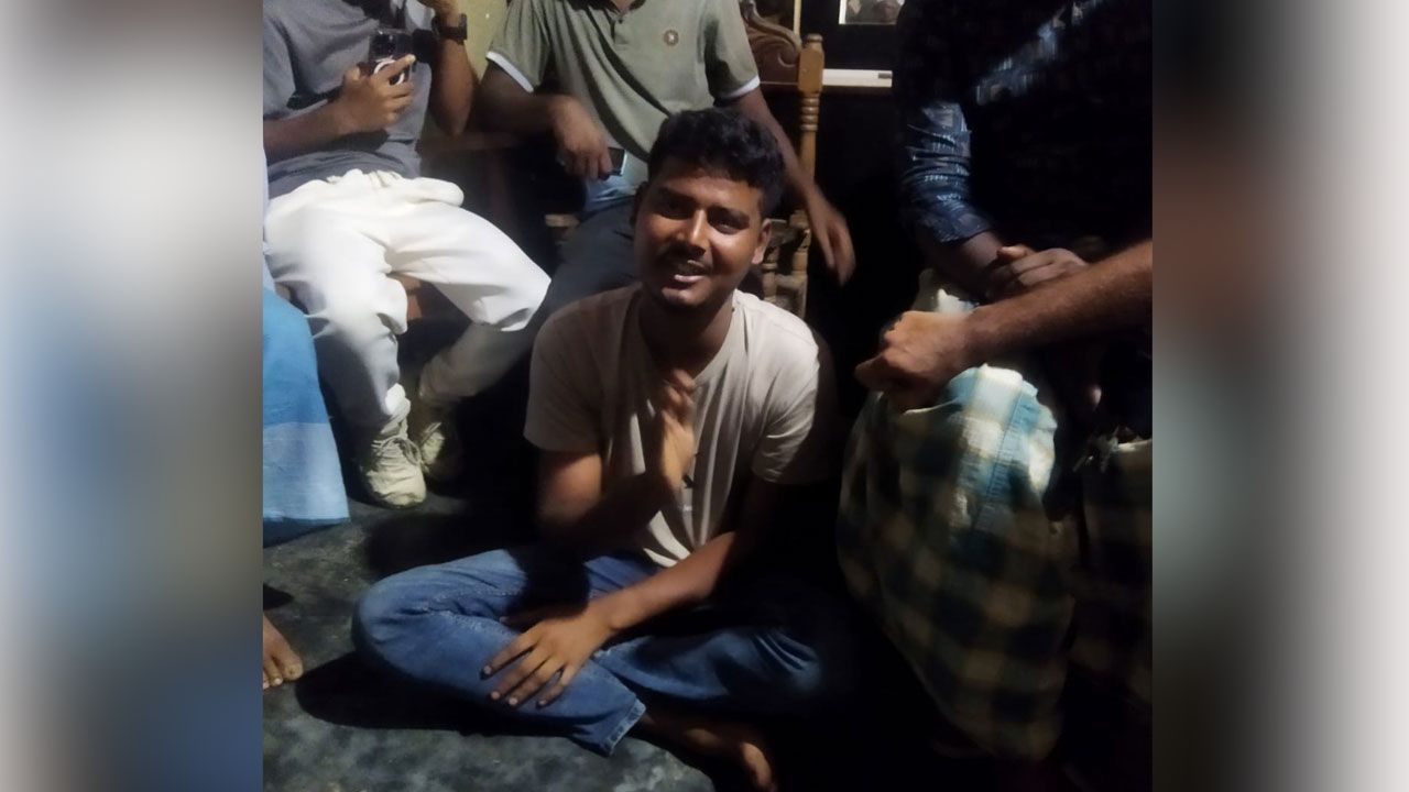 ভুয়া এনএসআই সদস্য আটক সুনামগঞ্জের তাহিরপুরে